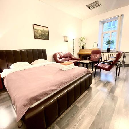 Centro Apartment Near Gedimas Avenue Вильнюс Экстерьер фото