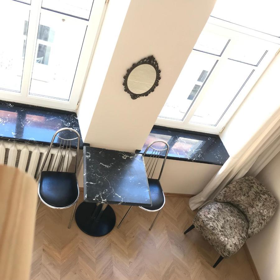 Centro Apartment Near Gedimas Avenue Вильнюс Экстерьер фото