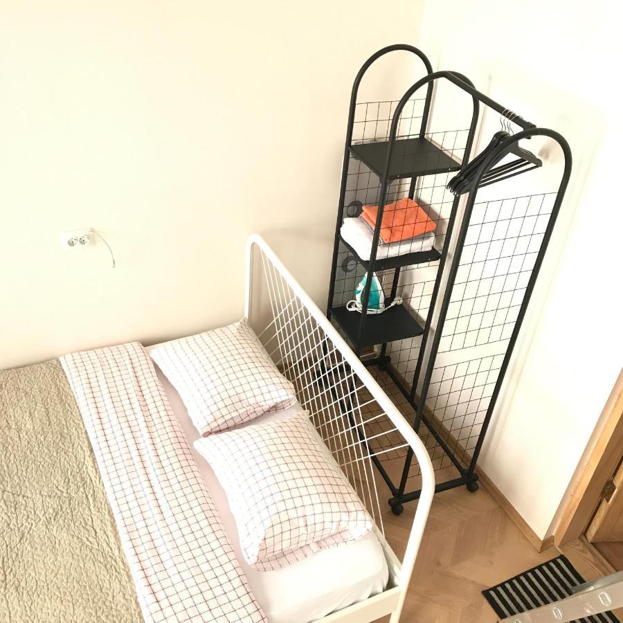 Centro Apartment Near Gedimas Avenue Вильнюс Экстерьер фото