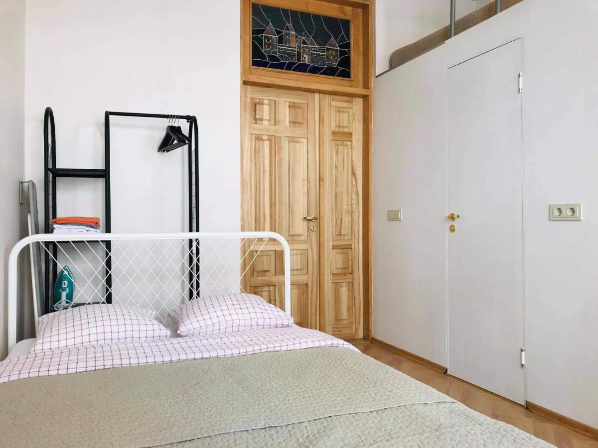 Centro Apartment Near Gedimas Avenue Вильнюс Экстерьер фото